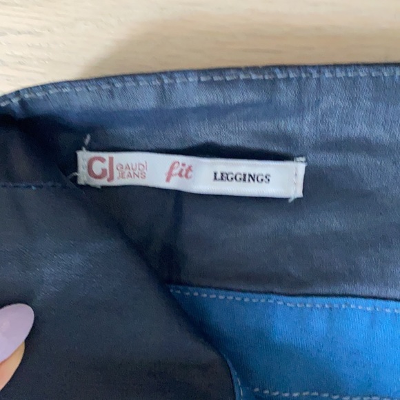 Gaudi Jeans in dark ink blue with satin finish - Picture 3 of 7